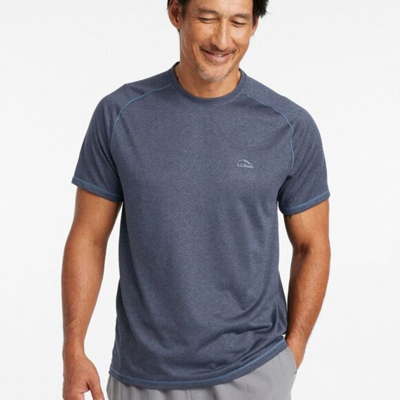 LL Bean Mens Bean's Access Trail Tee Shirt T Size Large L Tech Quick Drying Navy - Picture 1 of 5